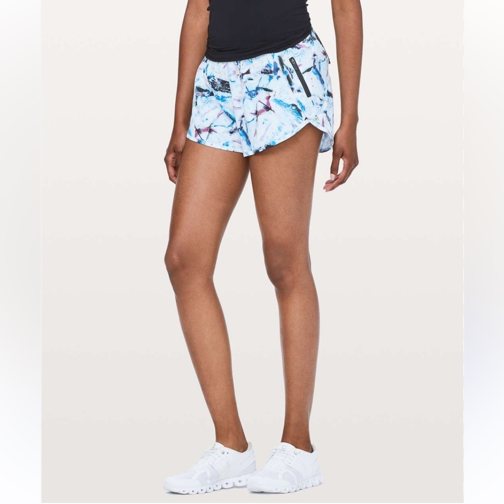 Lululemon Tracker Shorts V Exposure Multi Blue Size 6 - Picture 3 of 8